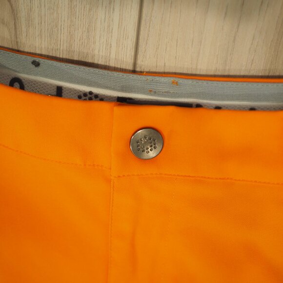 Puma Men's Orange Flat Front Shorts 28-inch waist with pockets - Picture 7 of 10